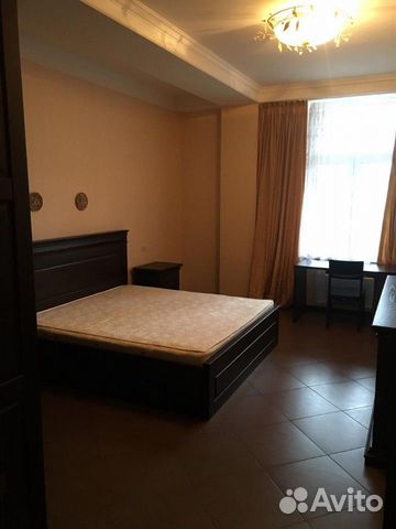 2-к квартира, 100 м², 1/11 эт.