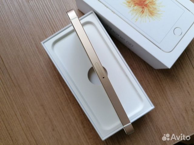 Телефон iPhone se 128 gb Телефон iPhone se 128 gb