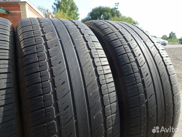 225 60 17 Kumho Solus KL21 LO33