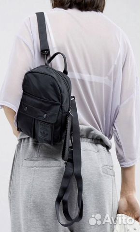 Мини-рюкзак adidas Мини-рюкзак adidas