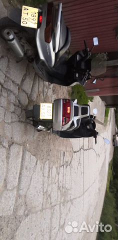 Suzuki Burgman Skywave (250) Suzuki Burgman Skywave (250)