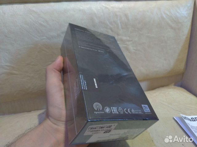 Samsung Galaxy S10 новый гарантия Samsung Galaxy S10 новый гарантия