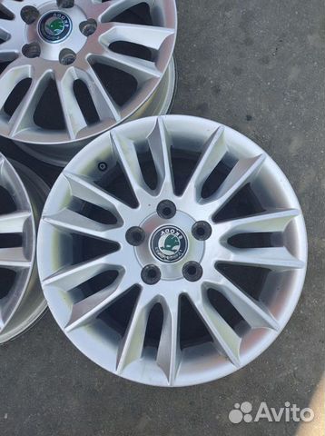 Диски бу литые R15 P на Skoda