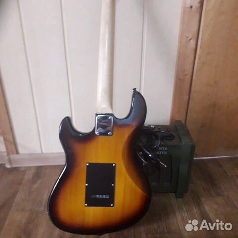 Гитара+комбоусилитель Гитара+комбоусилитель