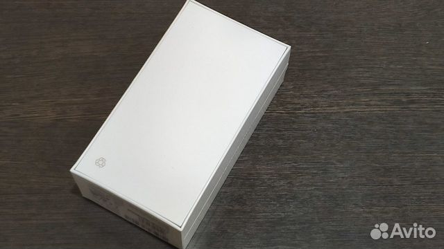 Huawei Nova 5T, новый, коробка запечатана Huawei Nova 5T, новый, коробка запечатана