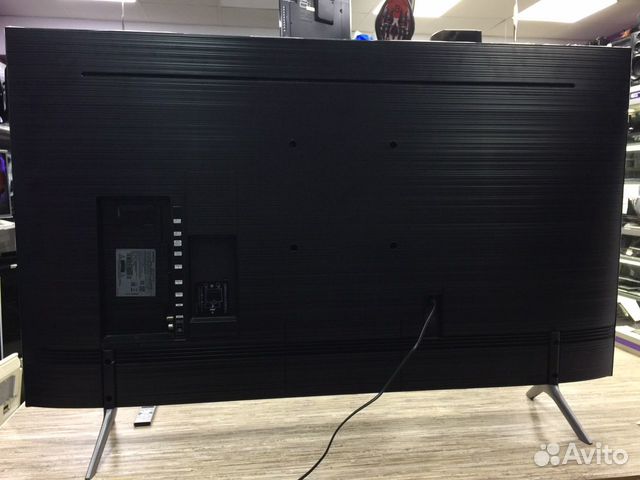 Телевизор Samsung 55’ 4К Ultra HD Телевизор Samsung 55’ 4К Ultra HD