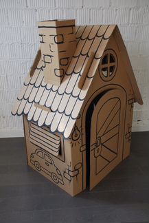 Картонный домик 