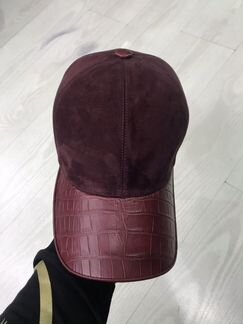 Мужская кепка крокодил
