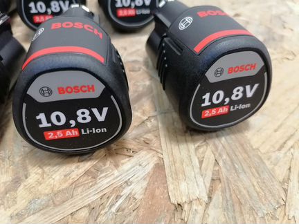 Аккумулятор Bosch 10.8 (12) В 2,5Ач (новый)