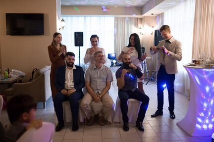 Диджей ведущий на корпоратив юбилей свадьбу