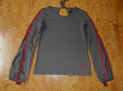 Трикотажная кофта и водолазка