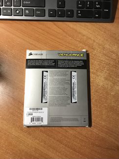 Память оперативная DDR3 Corsair 2x4Gb 1600MHz