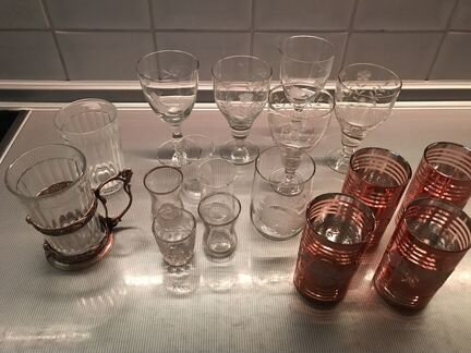 Кухонная утварь, рюмки