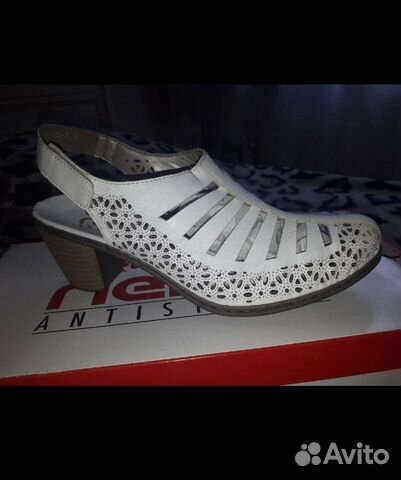 Босоножки новые 38натур.кожа. Германия