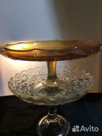 Ваза на ножке радужное стекло,ссср