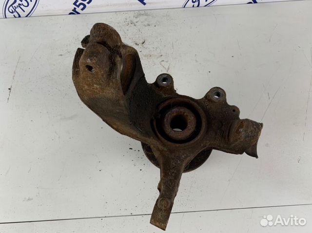 Кулак поворотный передний правый Ford Focus 2 CB4