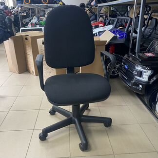 Компьютерное кресло