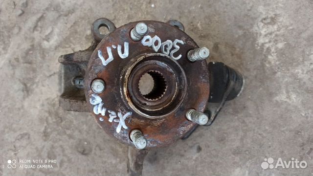 Поворотный кулак п.п Jaguar x-type