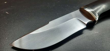 Нож для охоты скинер Х12мф кованый