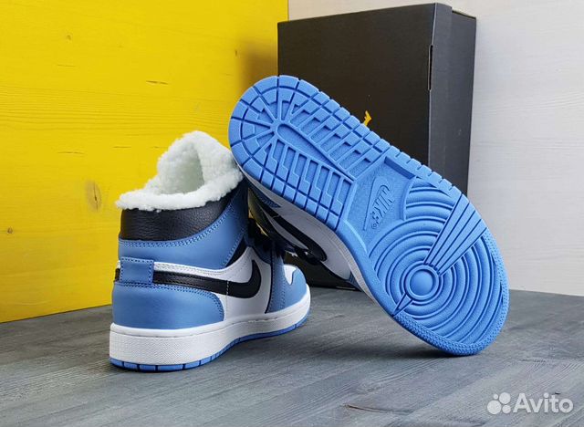 Зимние Nike Air Jordan кроссовки новые женские