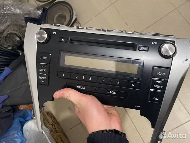 Штатная магнитола на toyota camry 50