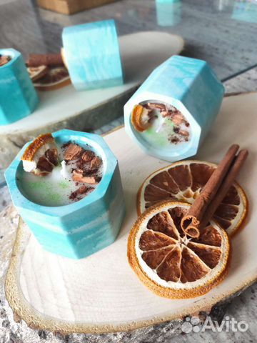 Соевые свечи в гипсовом подсвечнике