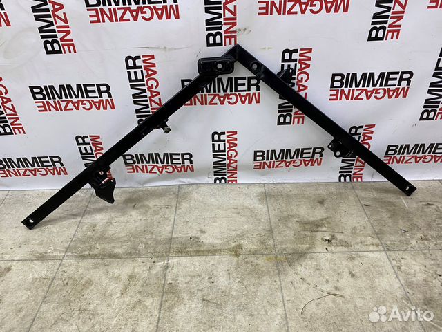 Растяжка передняя BMW E90 E91 E92 Япония