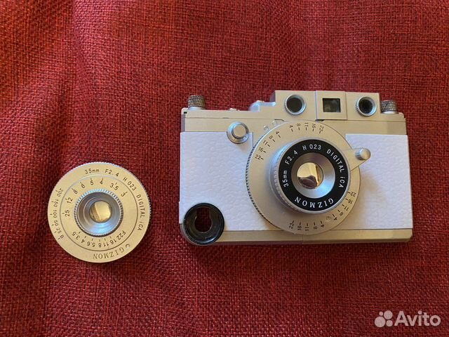 Чехол на iPhone 4s под старинный фотоаппарат