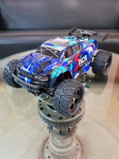 Радиоуправляемая модель Трагги RemoHobby S-evor V2