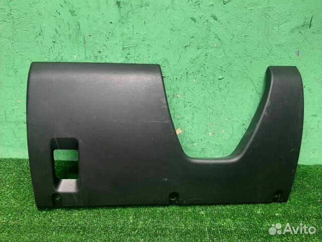 Накладка торпедо подрулевая Suzuki Grand Vitara 2