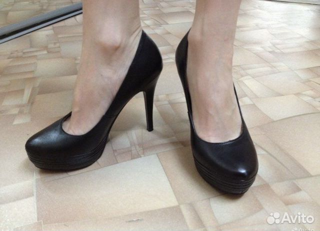 Туфли женские на высоком каблуке из н/к 36 размер
