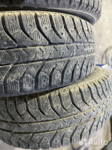 Bridgestone Ice Cruiser 7000 205/60 R16 92T