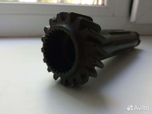 Промежуточный вал коробки передач СССР