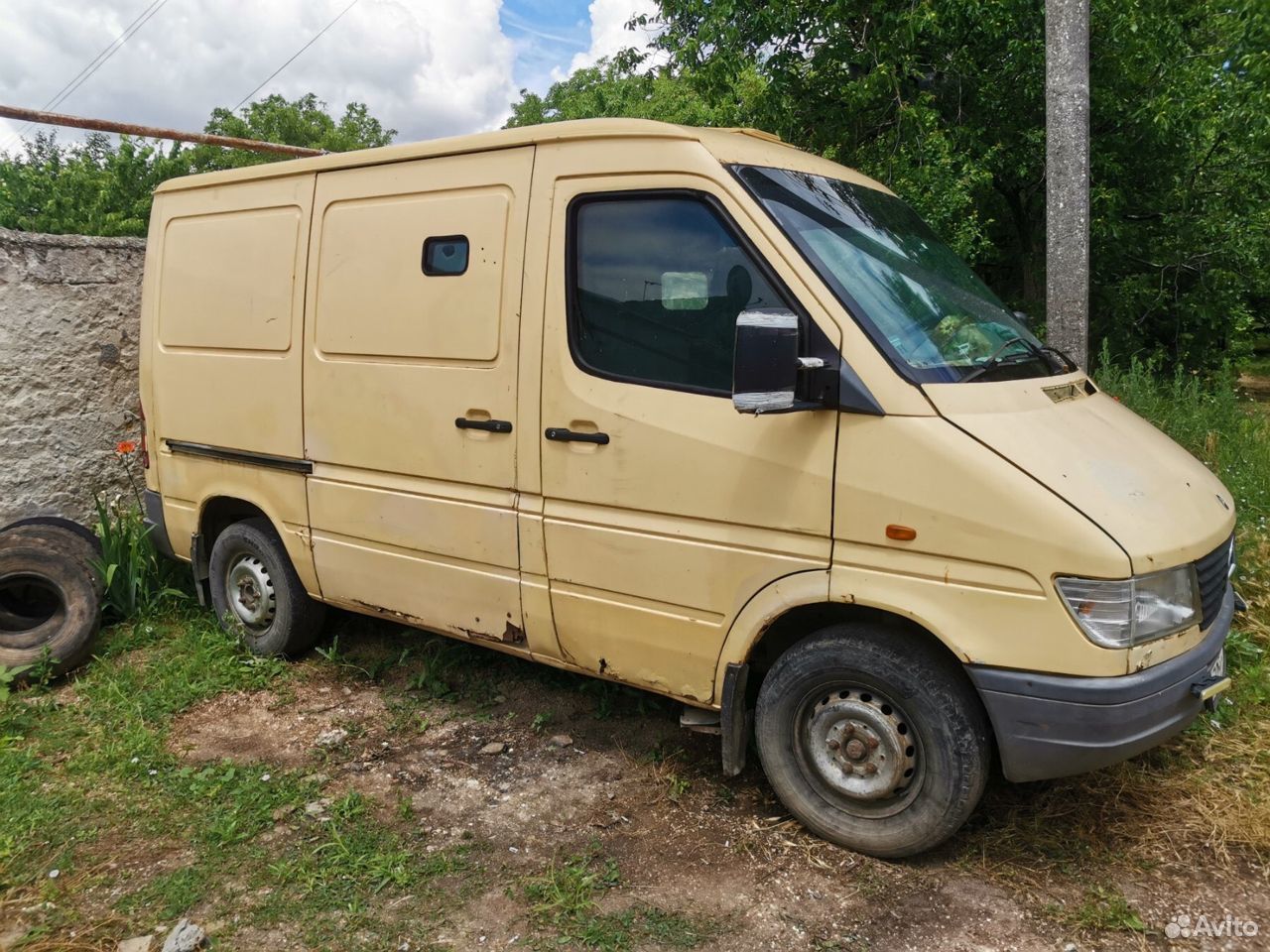 Гильза машина Мерседес Спринтер. Мерседес 111 кузов. Мерс для похода. Mercedes-Benz Sprinter для ФС 17.