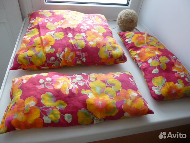 Подушка с наполнителем из собачьей шерсти