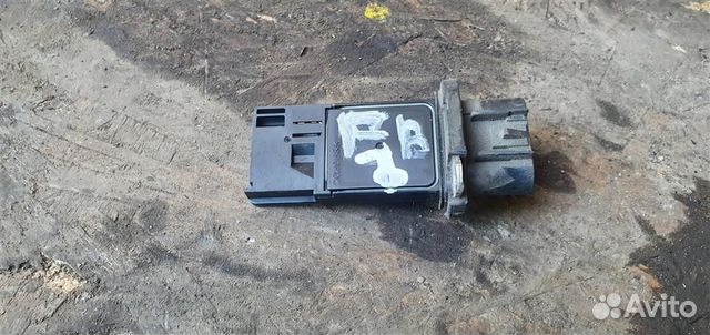 Расходомер воздуха (массметр) Cadillac SRX 1 2003