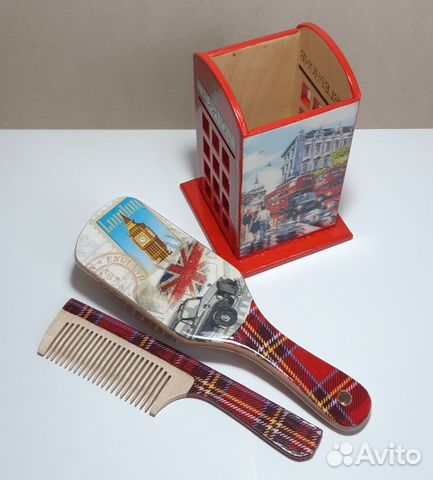 Набор подарок Подставка с расчёсками
