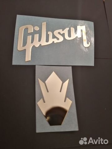 Наклейка металлическая Gibson