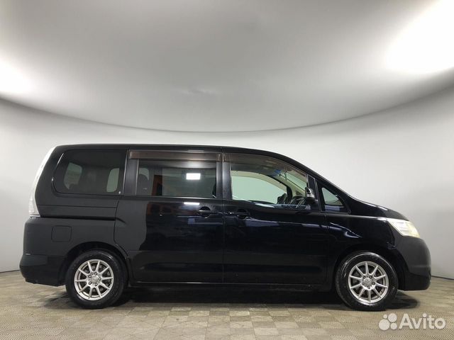 Nissan Serena 2.0 CVT, 2010, 125 000 км