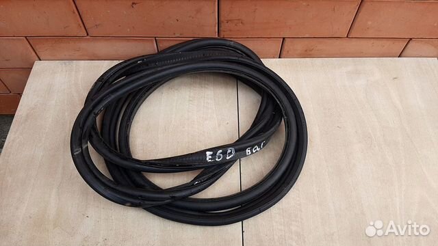 Уплотнитель крышки багажника BMW 5-Series E60