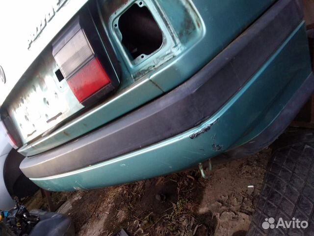 Бампер задний VW Passat B3. Пассат Б3