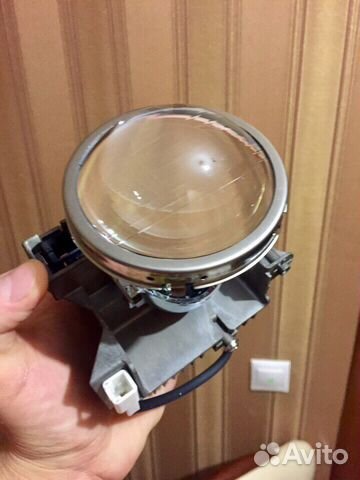 Внутренние части фары Lexus LS