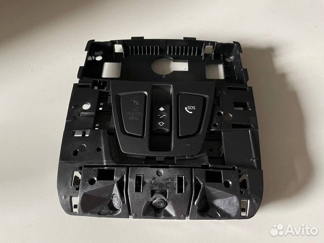 Функциональный центр в крыше BMW X1 / X5 / X6