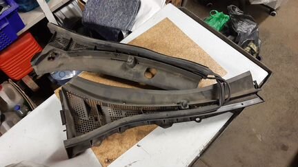 Накладка жабо Mazda Мазда 3 BL 09-12