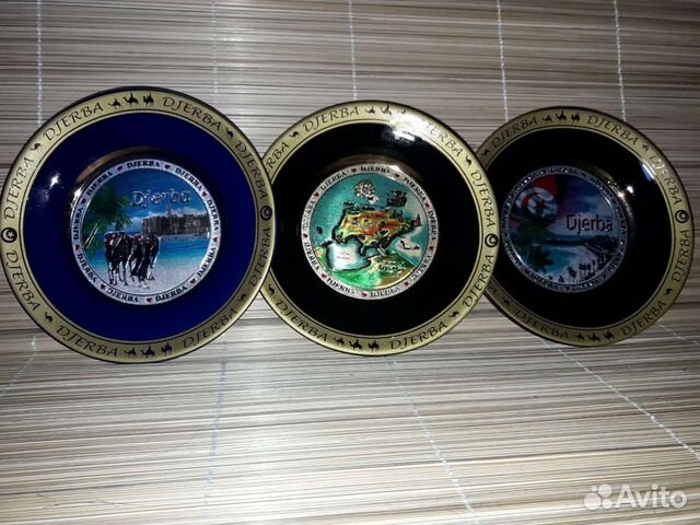 Настенные тарелочки