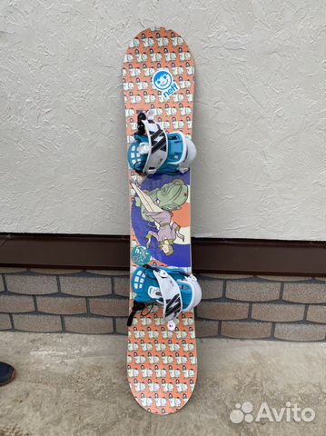 Сноуборд с креплением и ботинками