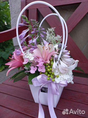 Соберу композицию из живых цветов