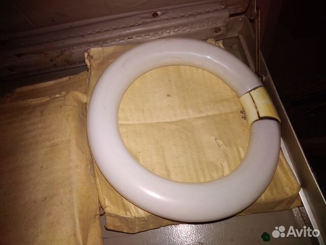 Лампочки и лампы кольцевые