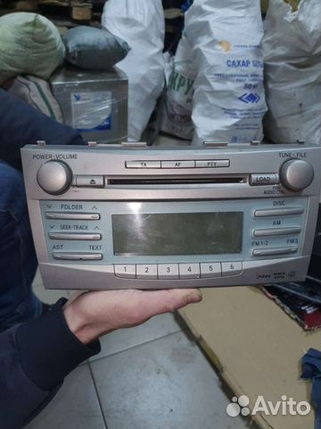 Штатная магнитола на toyota camry 40
