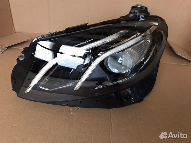 Фара левая Mercedes E w213 светодиодная 2016-2021